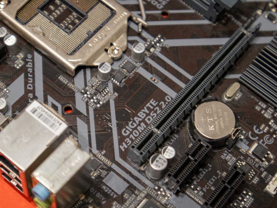 6 дънни платки LGA1151 H310M H110 B250 GA-S2HP за части от Латвия