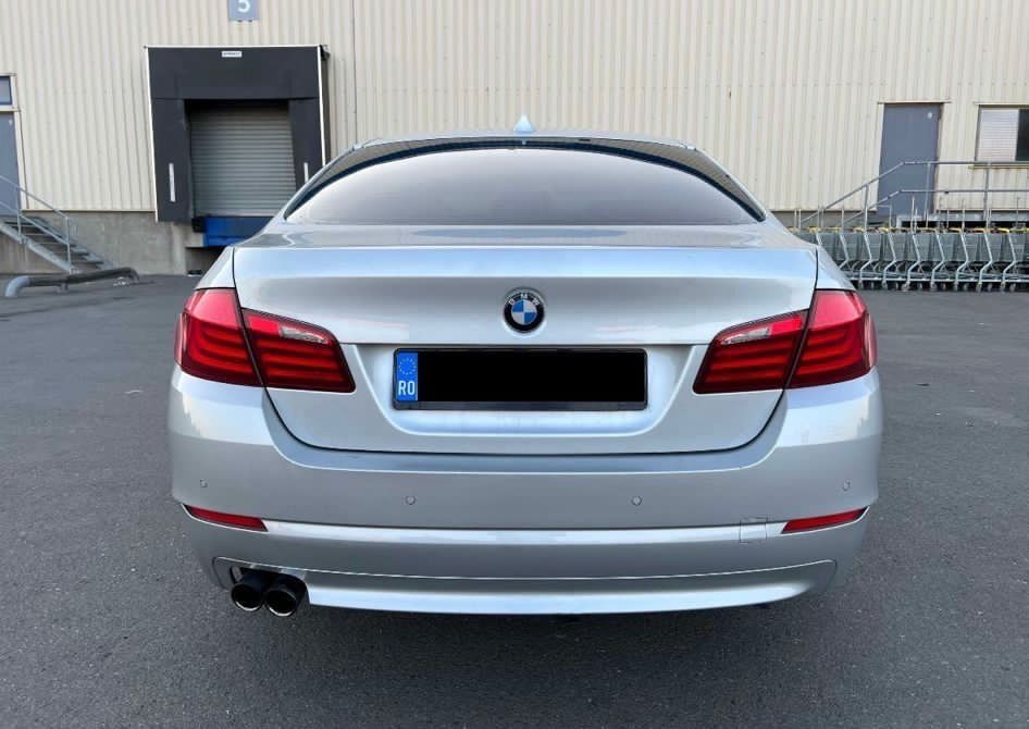 BMW F10 520D 2011