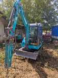 Miniexcavator si bobcat de inchiriat, picon si tocator vegetatie