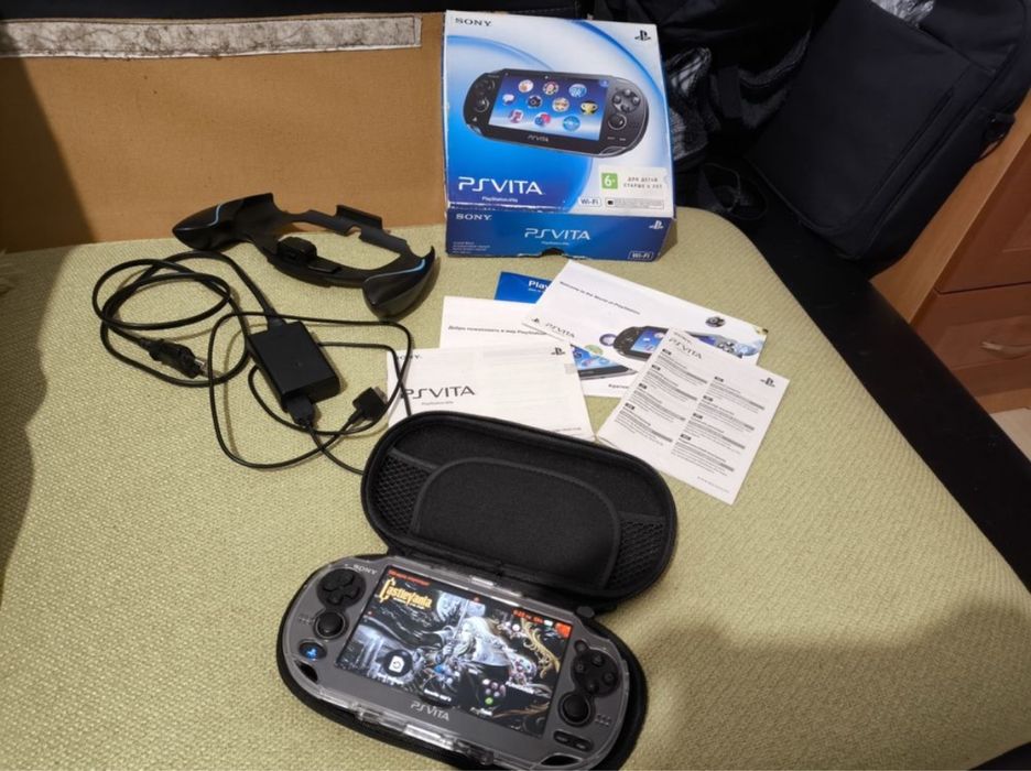 Playstation vita / Ps vita игровая консоль