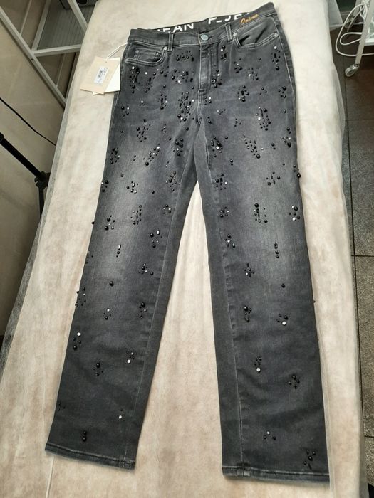 Продам итальянские джинсы P-jean