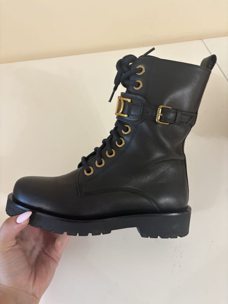 Боти Twinset