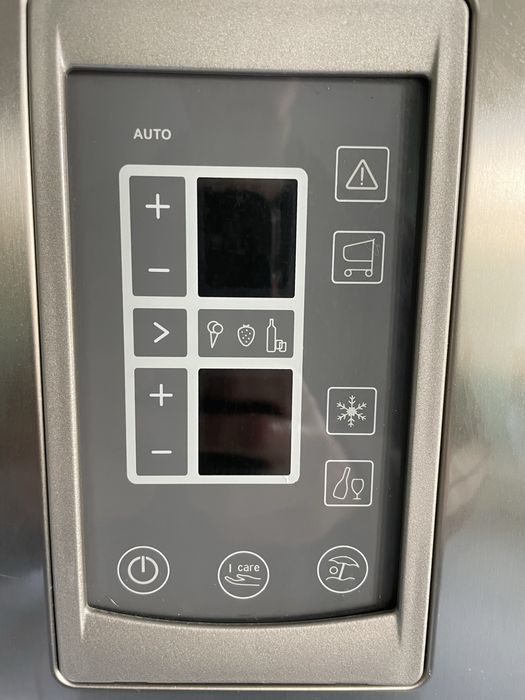 Хладилник с фризер Ariston MBT 2022CZ