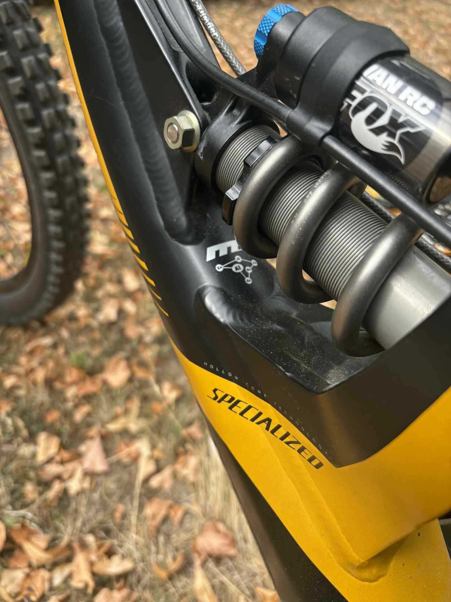 Specialized demo 8