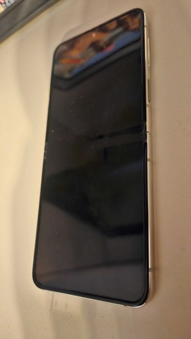Samsung Z Flip 5