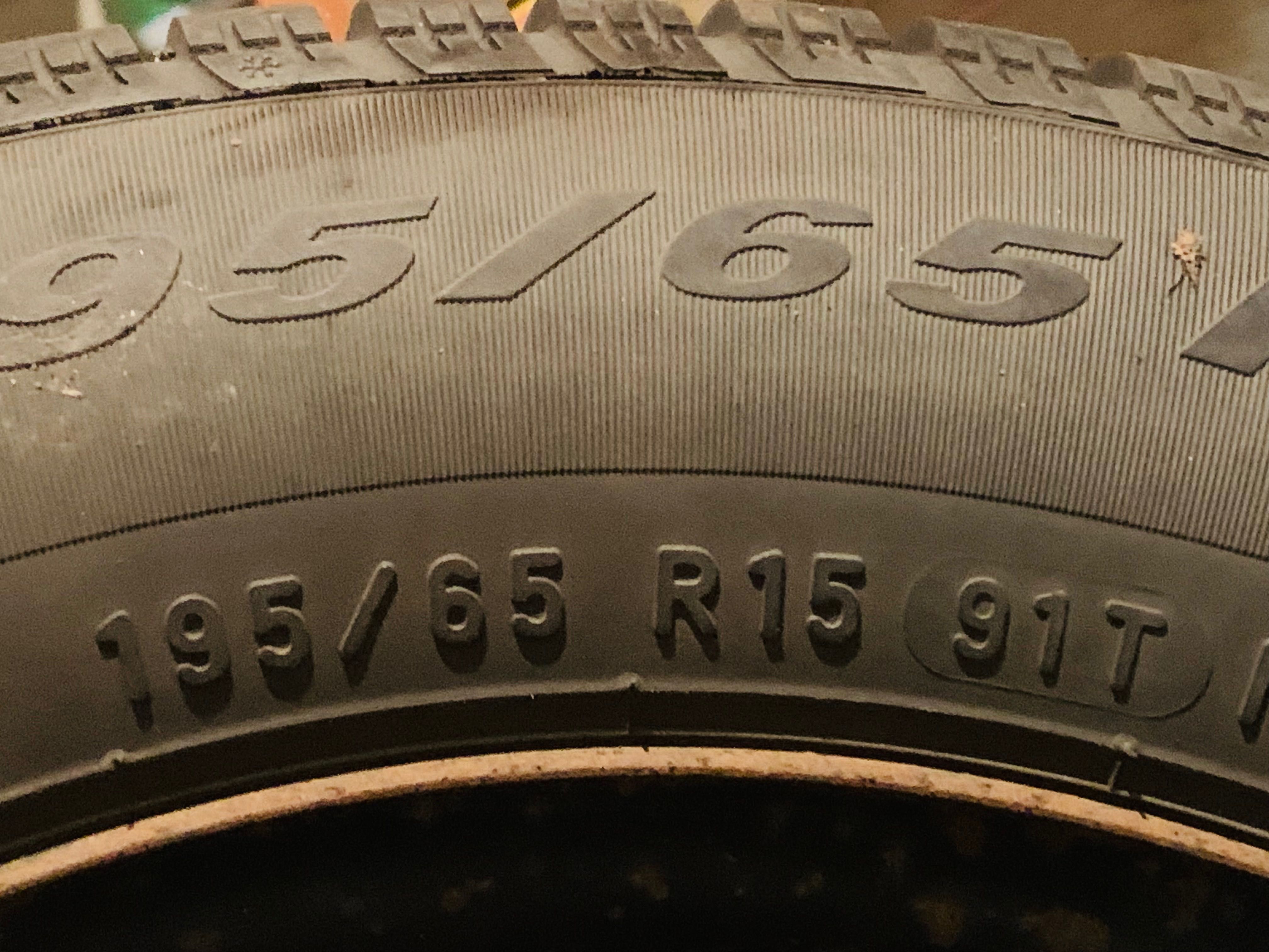 Cauciucuri 195 65 15 Pirelli snowcontrol 3 aproape noi