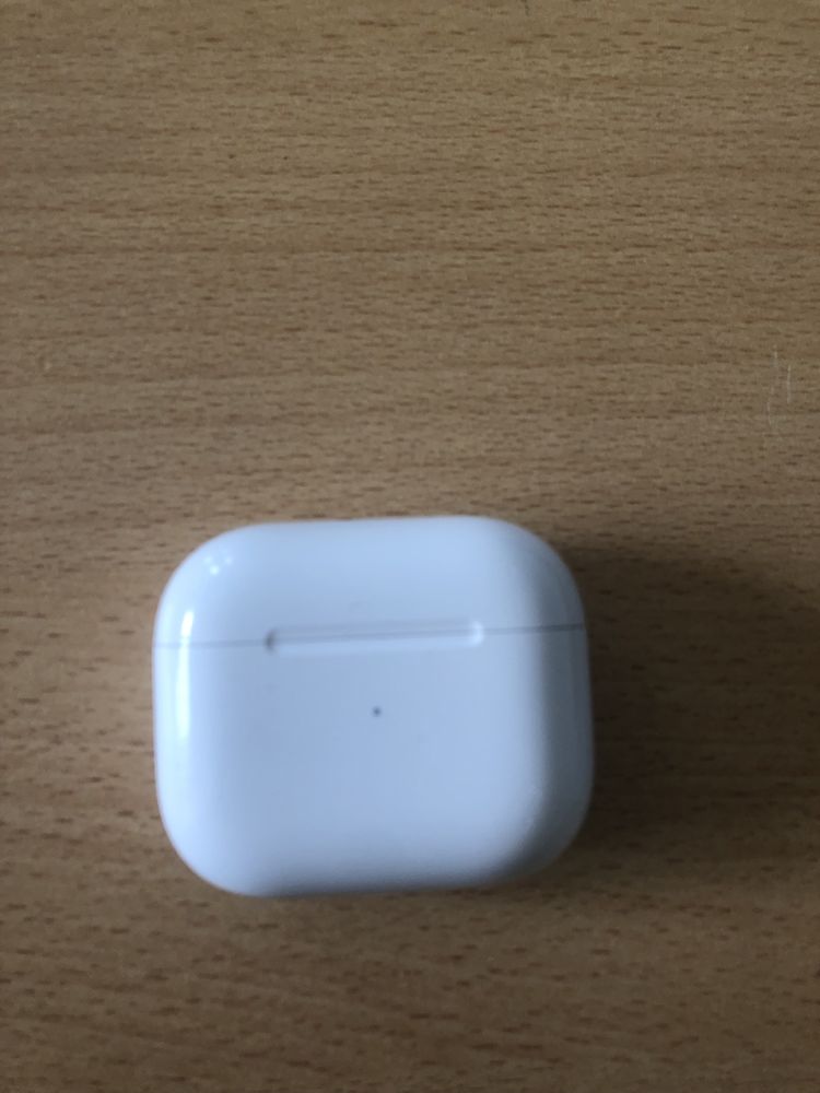 Зарядно за airpods pro 1