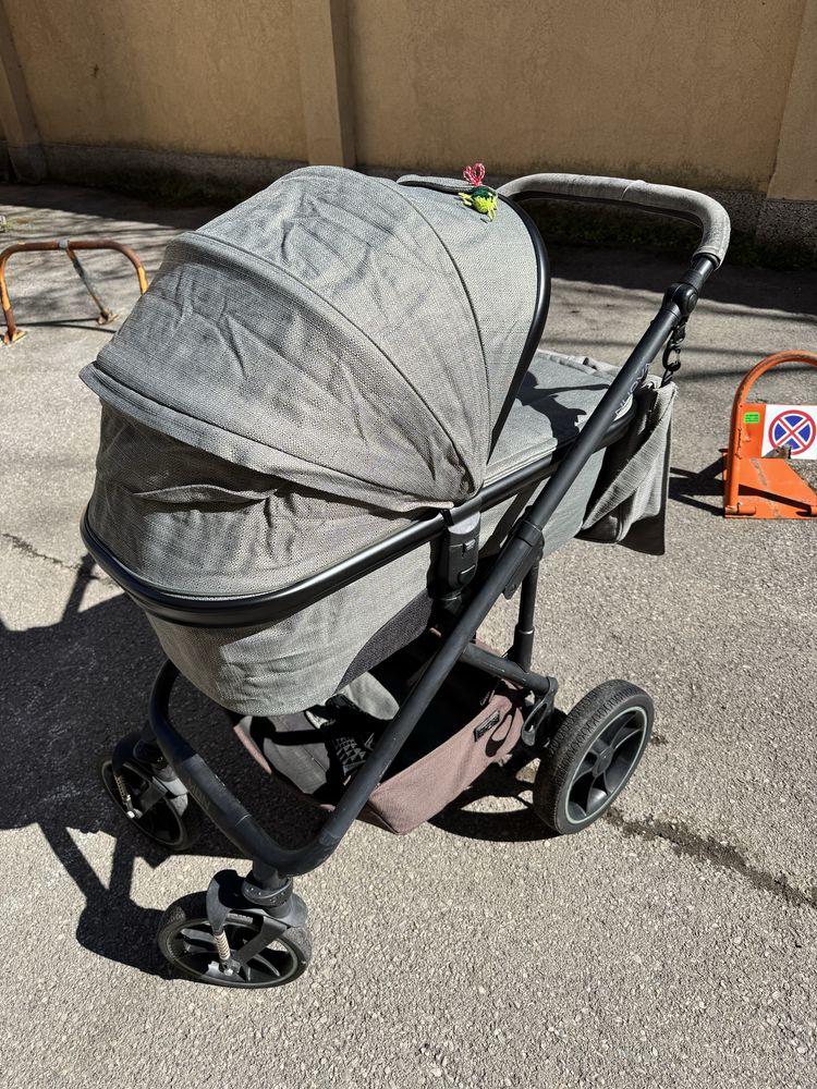 Комбинирана Бебешка количка Moon Nuova в комплект с кошче Maxi Cosi