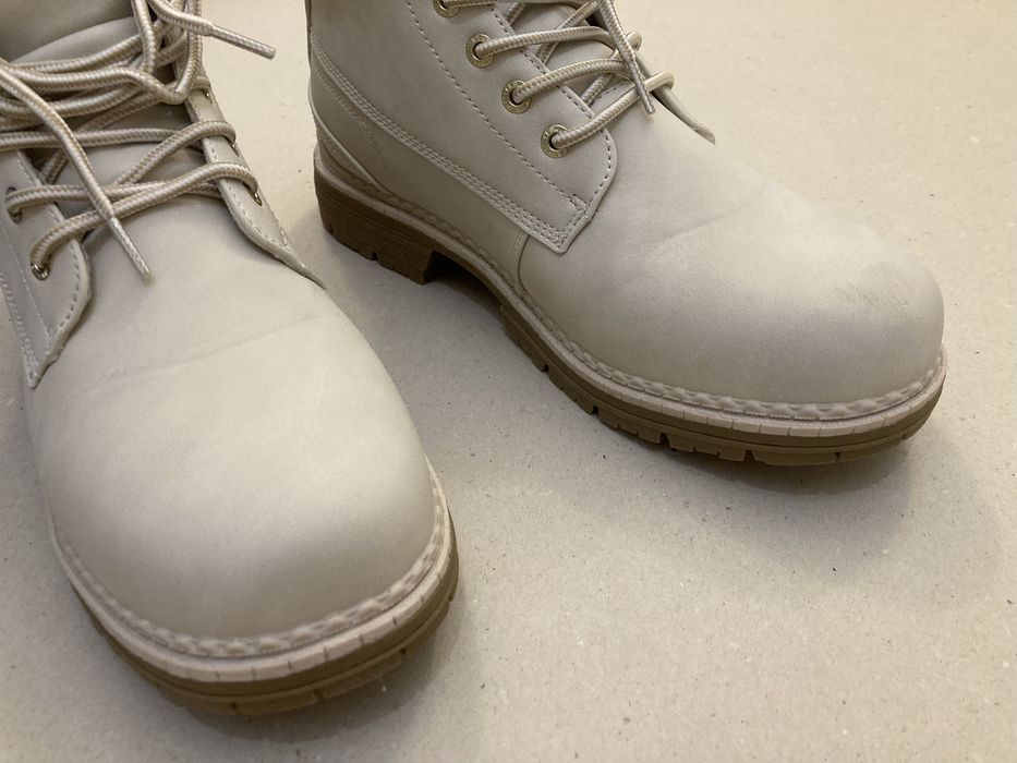 Ghete de iarna pentru dame marca Whistler