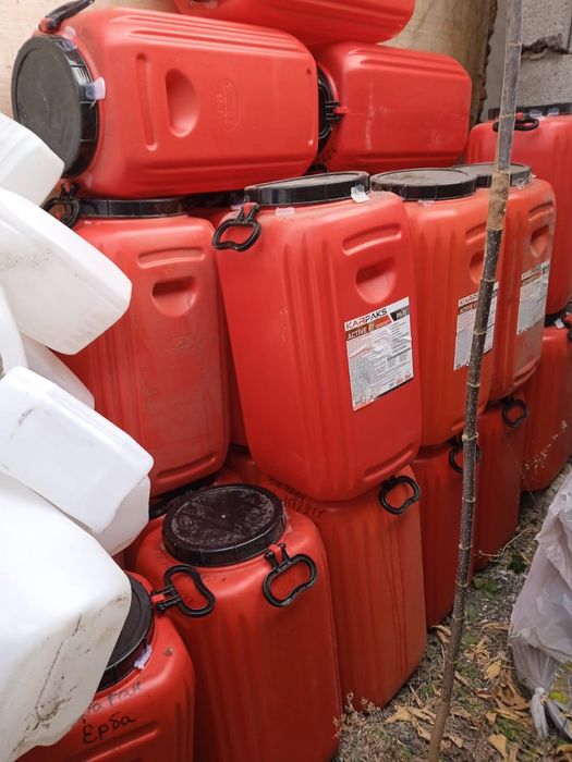 Бочки и канистры пластиковые