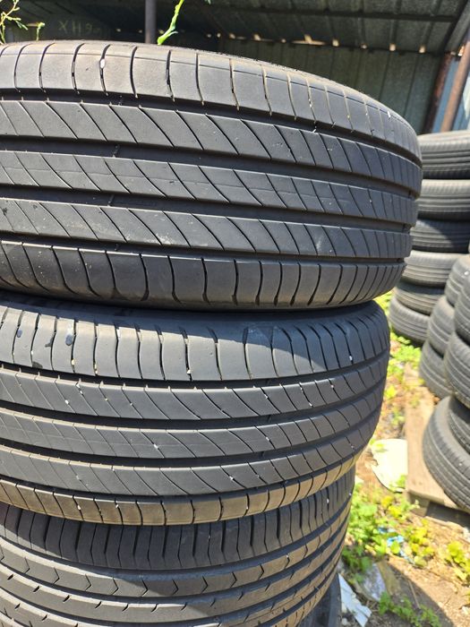 2бр. 215 60 16 Michelin летни.