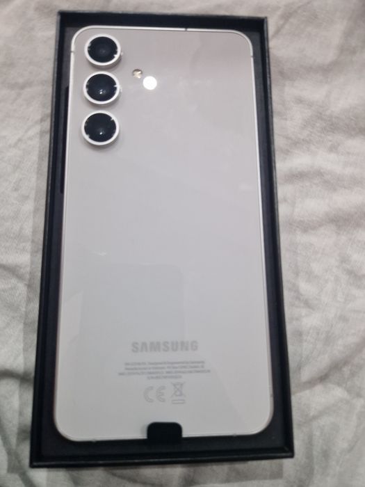 Samsung S 24 FE 256 GB, Grey Color, Nou! 1800 lei Negociabil
