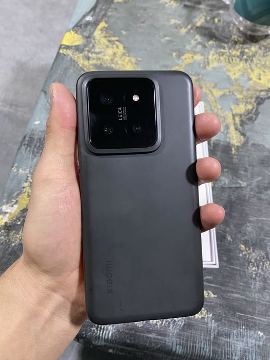 Pul zarurligi uch Xiaomi 14 Global (yangi/oz ishlatilgan).