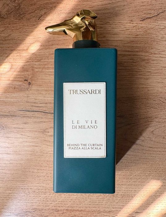 парфюм Trussardi Behind The Curtain Piazza Alla Scala, оригинал