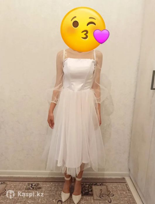 Новое платье 42-43 размер