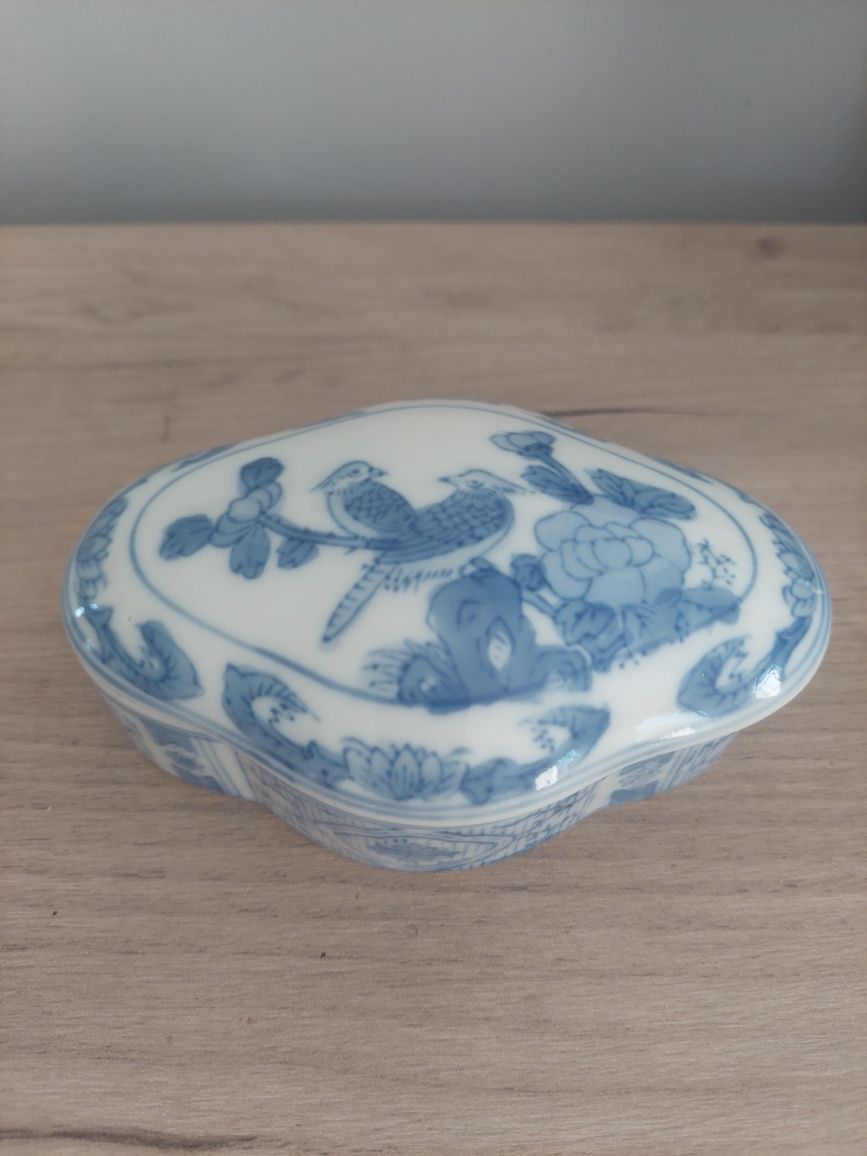 Casetă  vintage de bijuterii din ceramică