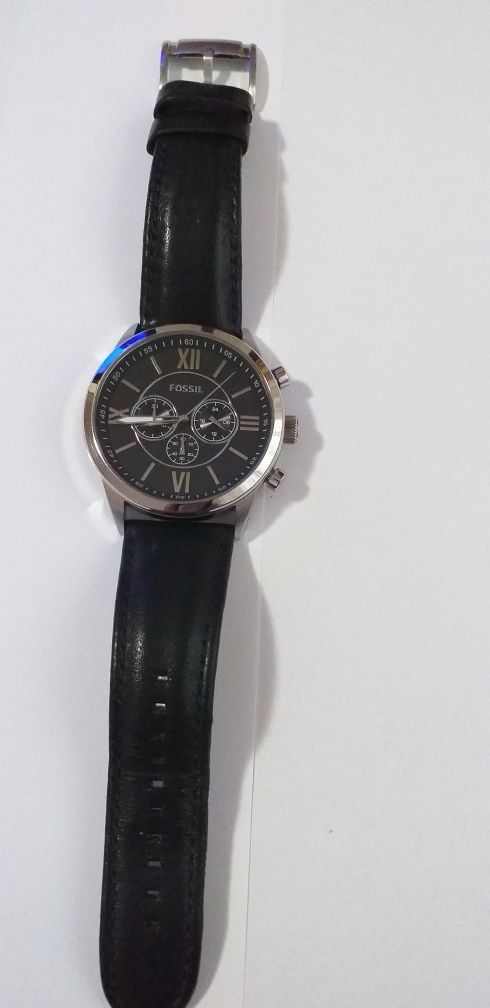 Vand ceas original Fossil, negru, pret 250 lei