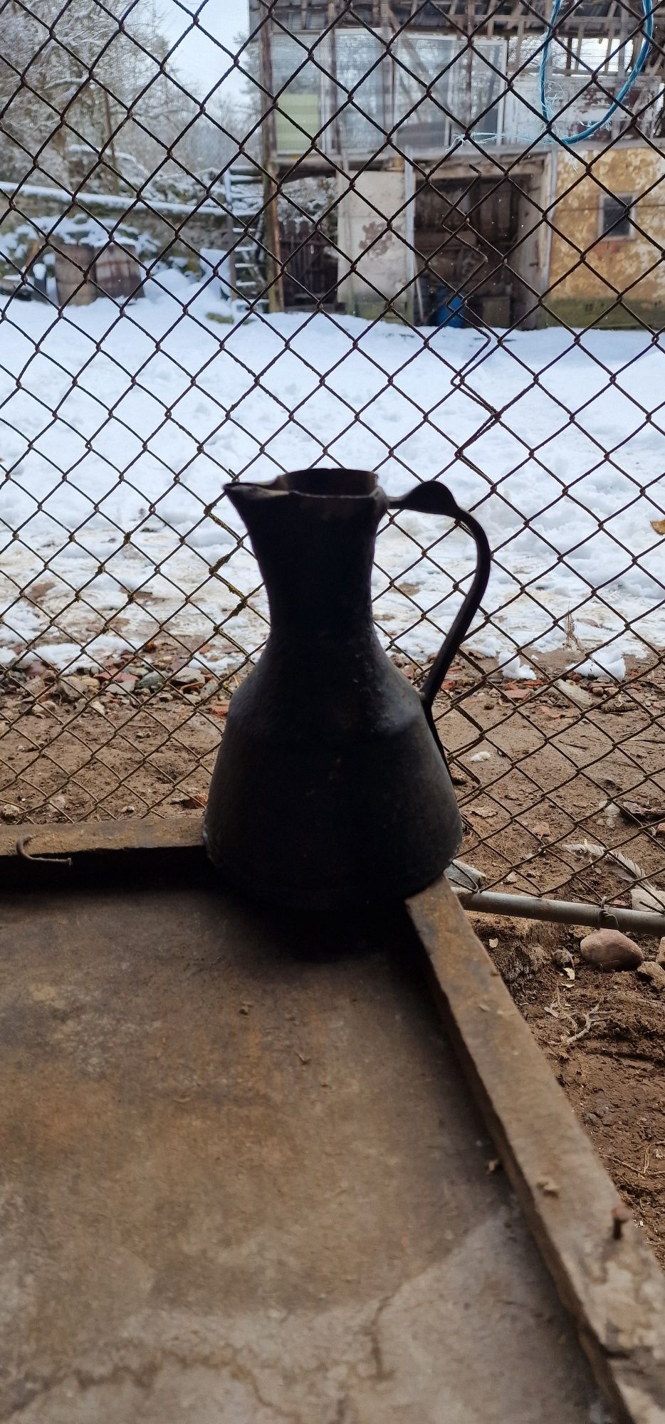 Старинна бакърена кана