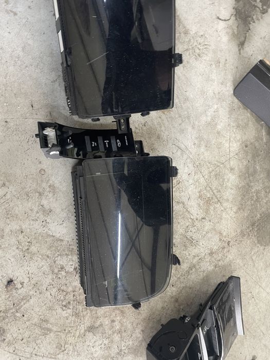 Ceasuri bord kilometraj / navigație Mercedes w221 s class Europa