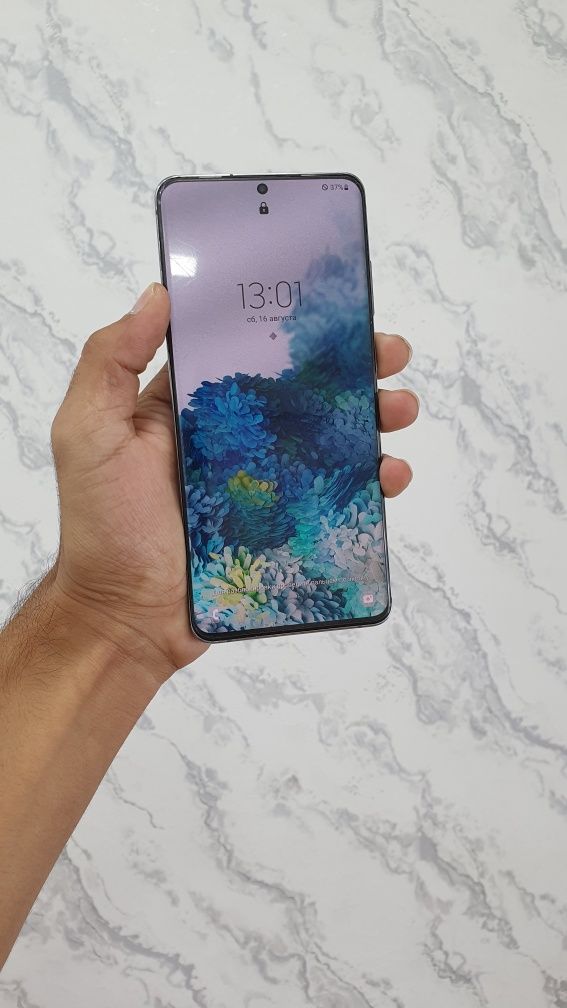 Samsung S20 Ultra sotiladi.