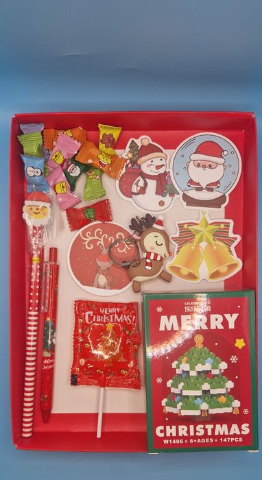 Новогодние подарки, подарочные наборы