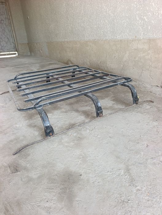 Bagaj sotiladi Lada moshinlarga tushadi