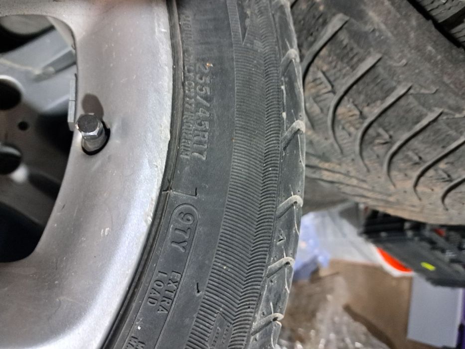 Оргинални face W211 17 сола с почти нови гуми