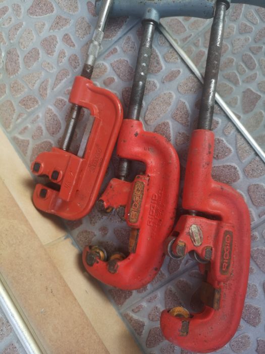 Тръборез Ridgid 42A Висококачествена 4колесна 3/4"-2"