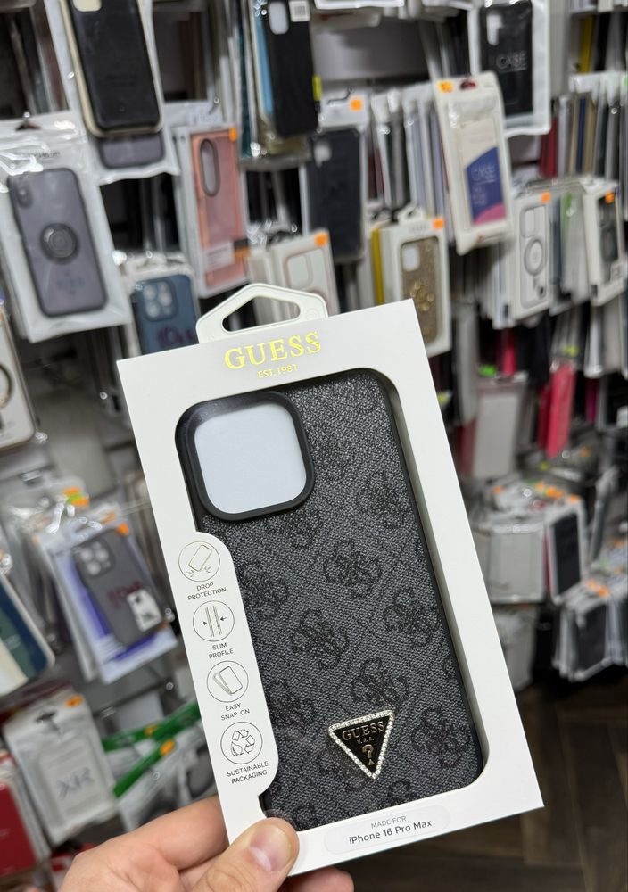 Iphone 16 pro max Оргинален калъф на GuesS