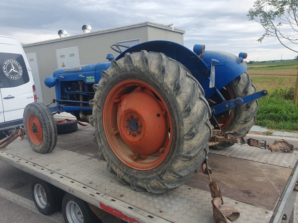 Fordson Dexta 2.4 Perkins