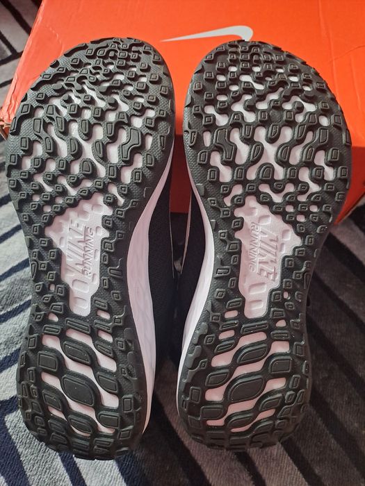 Adidasi nike originali