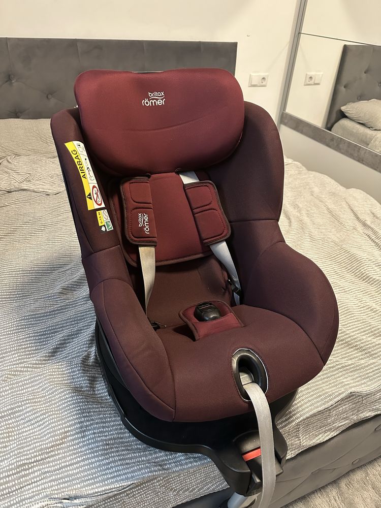 Scaun auto Isofix i-size Britax Romer Dualfix