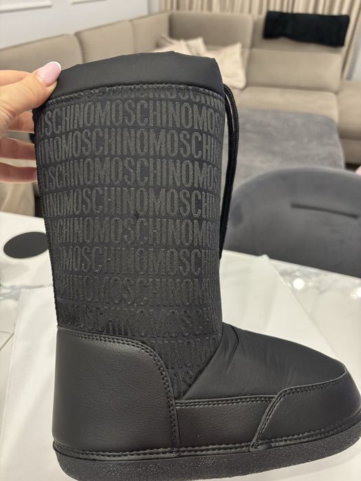 Зимни Ботуши /Апрески Moschino