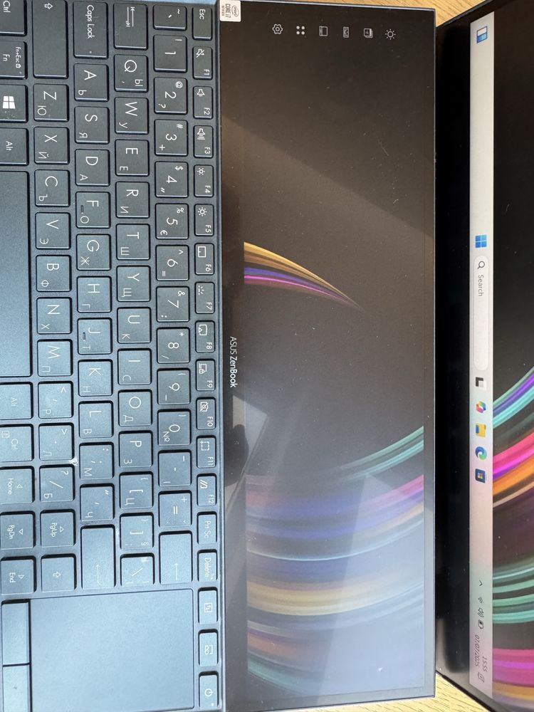 Asus Zenbook Duo 14/Intel core i7-10510U/Nvidia GeForce MX250