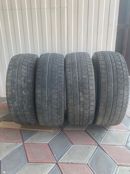 Bridgestone blizzak 225/45/R18