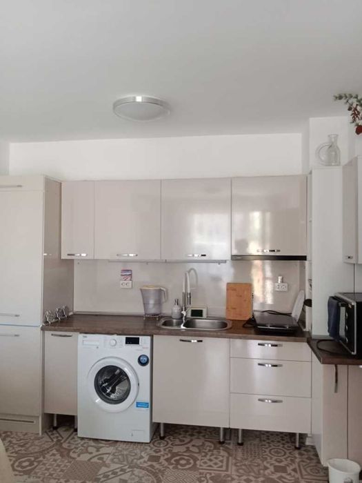 Дава се под наем Двустаен апартамент в Варна, м-т Евксиноград - 65 кв.м за 510 € - Снимка #1