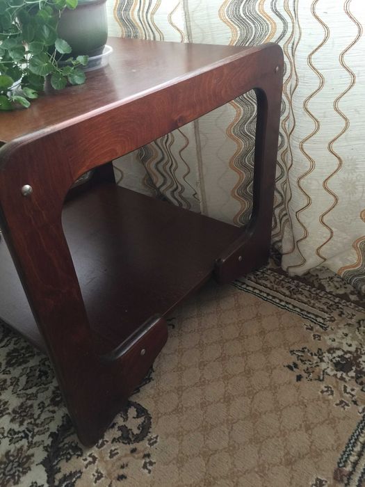 Comodă pentru televizor