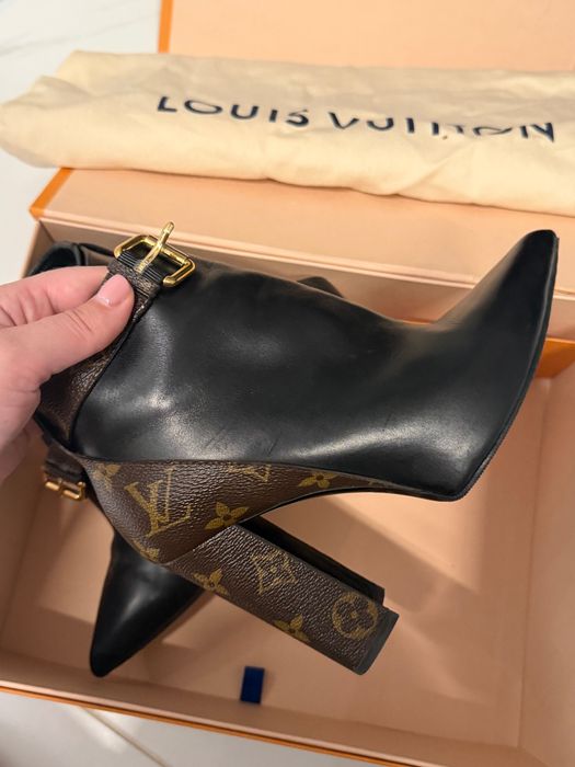 Дамски боти Louis Vuitton