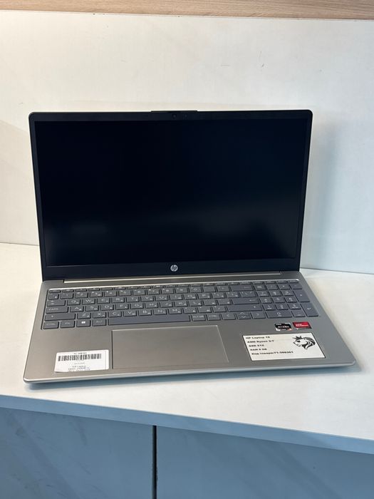 HP Laptop/512gb/8gb/0-0-12