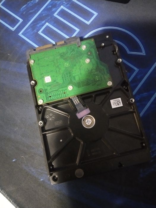 SSD на 256 гб и HDD на 500гб