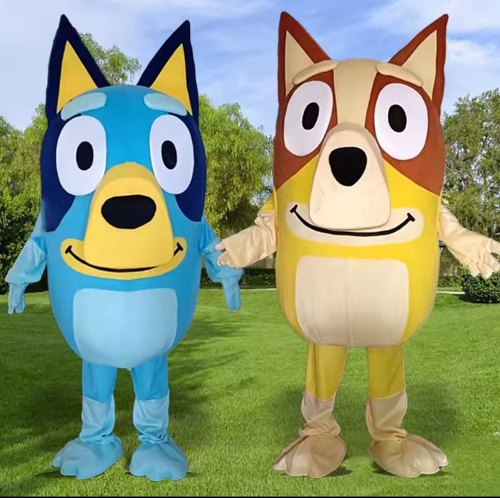 Mascote Bluey și alte personaje îndrăgite