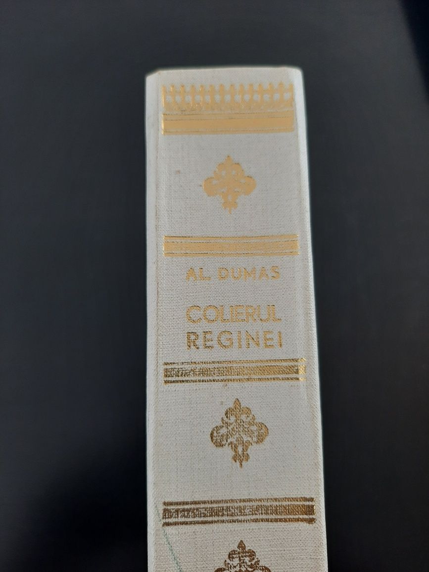 Colierul reginei de Alexandre Dumas din 1974