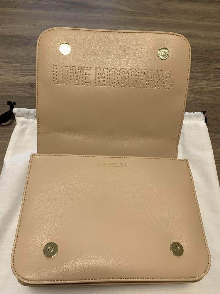 100% Оригинална дамска чанта Love Moschino