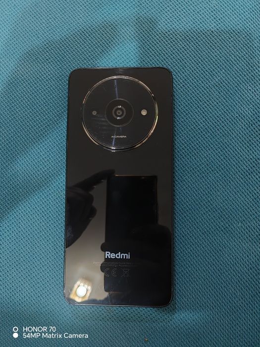 Oneplus Nord model ac2003 și Xiaomi redmi A3