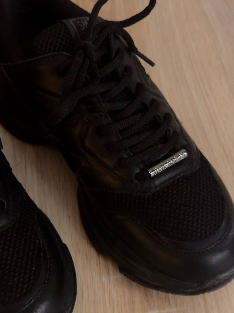 Маратонки Steve Madden номер 40