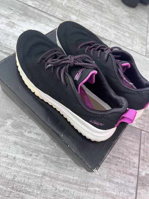 Adidas Skechers marime 39