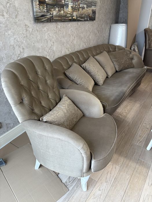 Мягкая мебель для гостиной