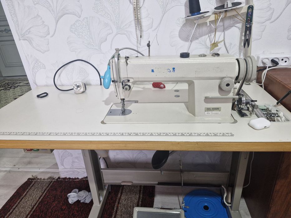 Тігін машина сатылады почти новый