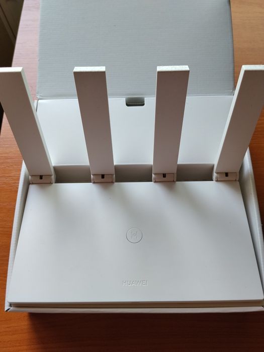 Vând Router Huawei Wi-Fi WS5200 NEW - Wi-Fi 1300Mbps