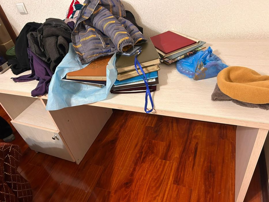 Стол для компьютера